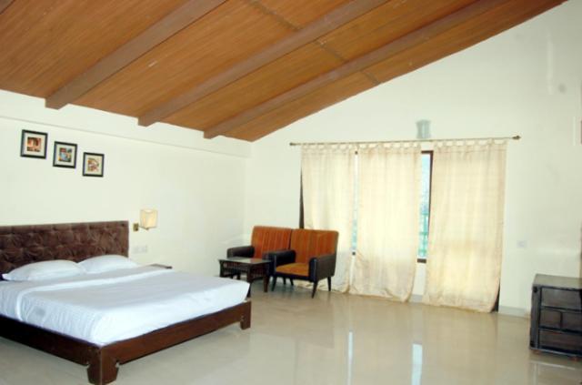 Natureraga Fernhill Resort Чейл Номер фото