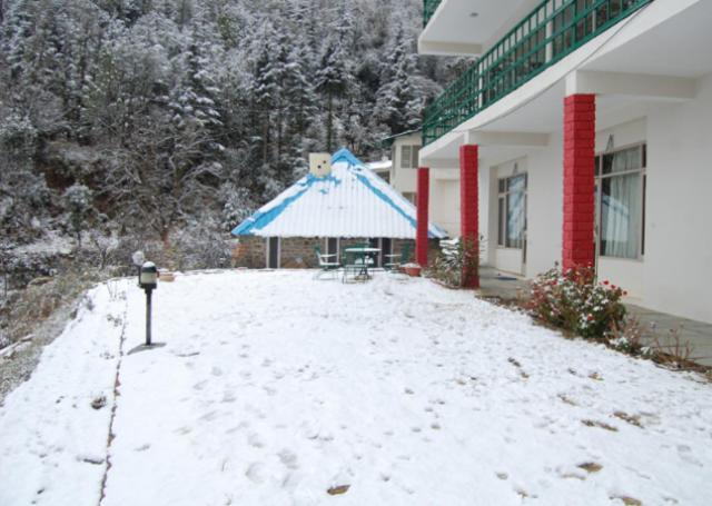 Natureraga Fernhill Resort Чейл Екстер'єр фото