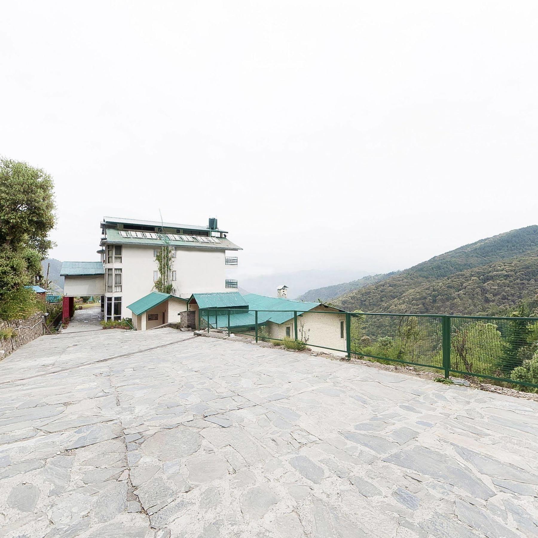 Natureraga Fernhill Resort Чейл Екстер'єр фото